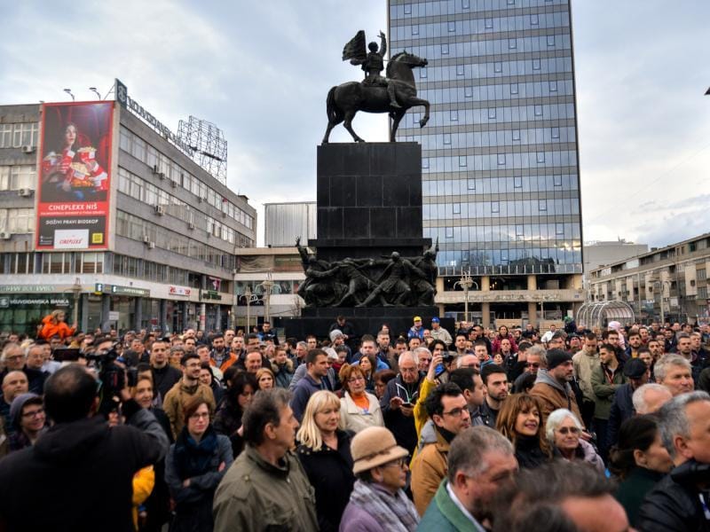 Niko neće da vozi južnjake na protest u Beograd, narodnjaci kažu da SNS pritiska prevoznike 14 protest 1 foto vanja keser