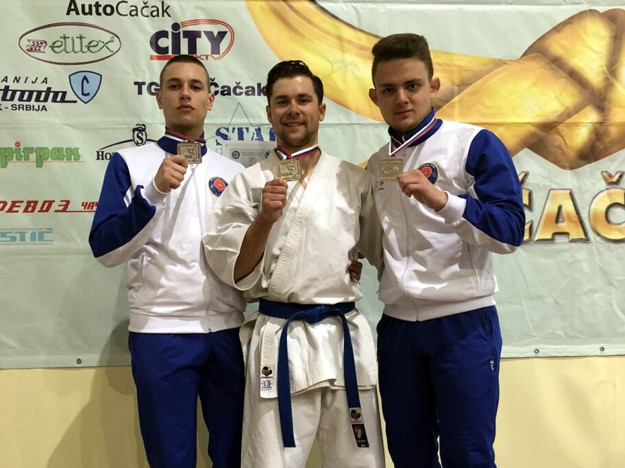 Elidu dva srebra na prestižnom turniru “Zlatni pojas” 13 Zlatni pojas Cacak kata tim Elid Stankovic Ristic Rupcic foto KK Elid