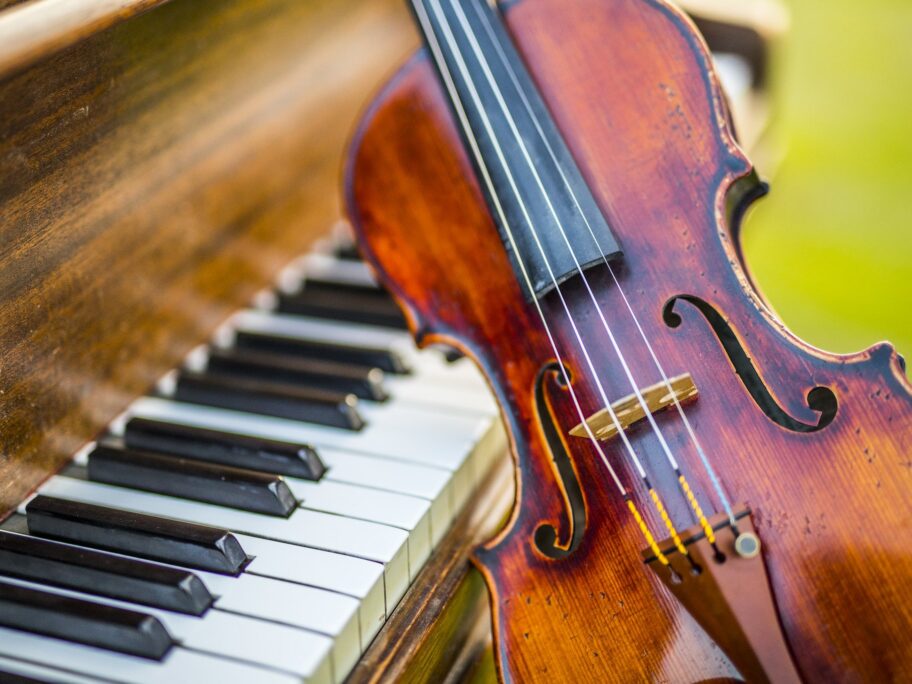 Violina klavir ilustracija foto flickr 92 Keys