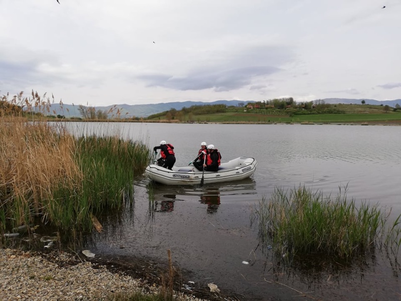 Aleksandrovačko jezero