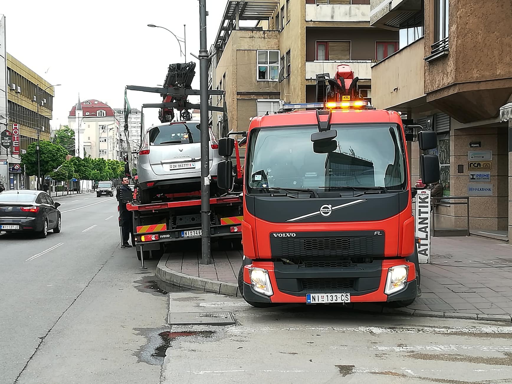 59039443-320931981919945-6048986571946852352-n