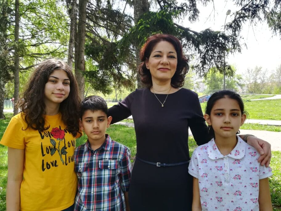 Porodica Tajem 1 foto JV J A