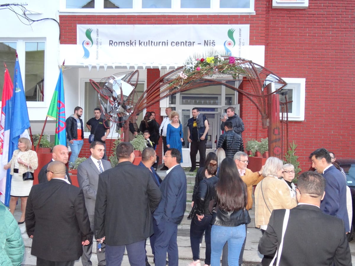 Romski kulturni centar otvoren uoči Đurđevdana 1 romski kulturni centar foto o b