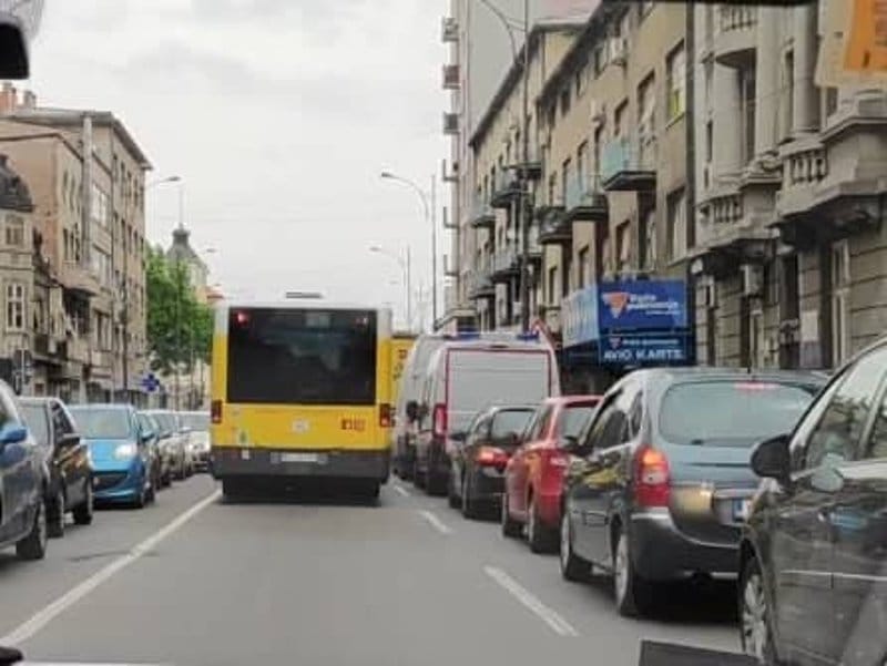 Guzva saobracaj Vozdova V Milic