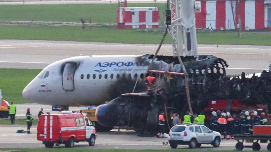 Nesreća u Moskvi: Sumnja se na grešku pilota 6 106824327 mosjetnewgetty6may19