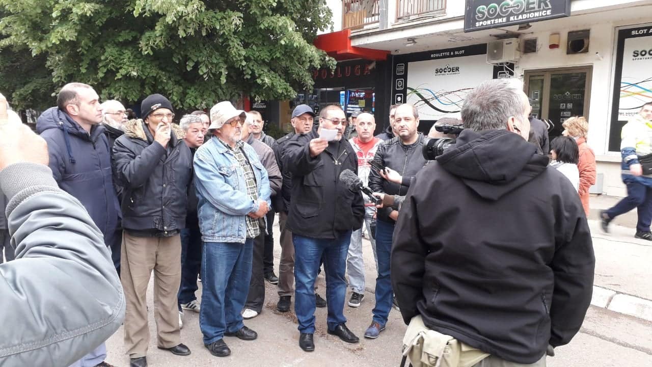 Odbrana drvoreda foto D O