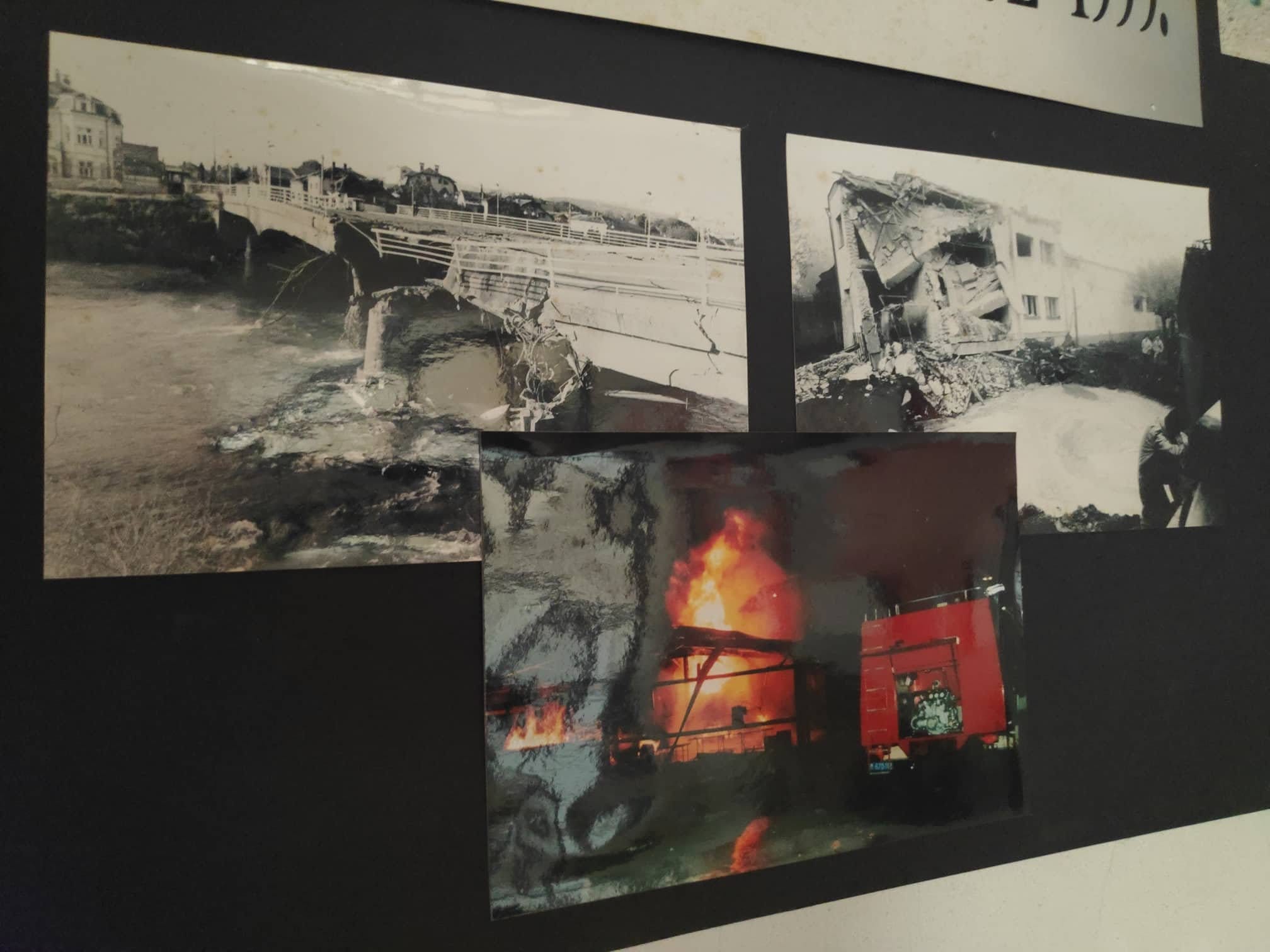 Crveni krst fotografije Foto V Milic