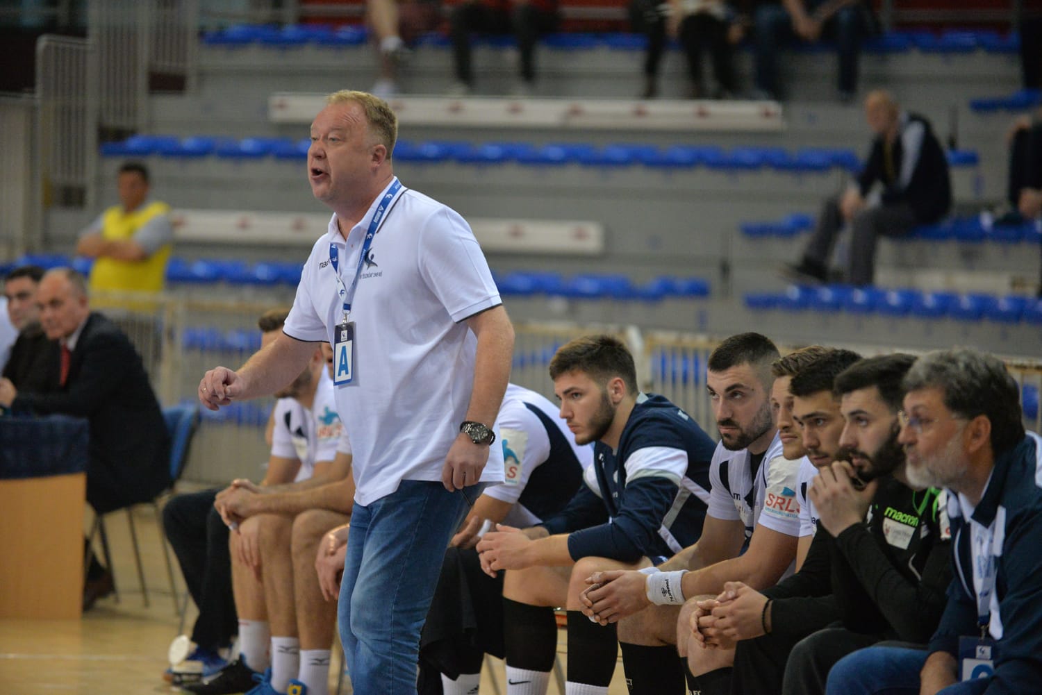 svetislav-jovanovic-sa-zeleznicarom,-foto-jv-vanja-keser