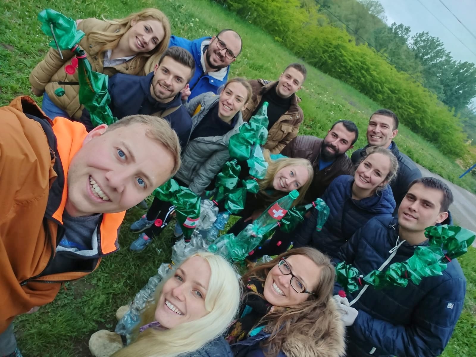 flase skulptura rotarakt foto tz