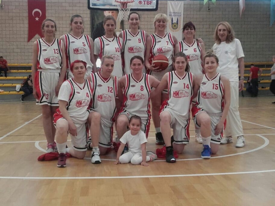 Kosarkasice veteranke foto privatna arhiva