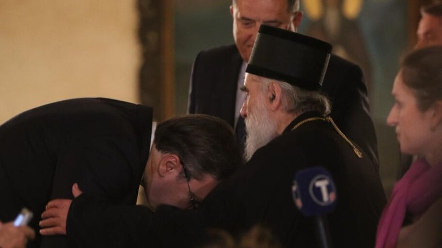 106957851 33095374 b