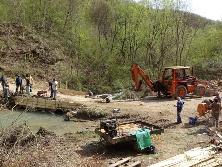 most foto selo strbovac