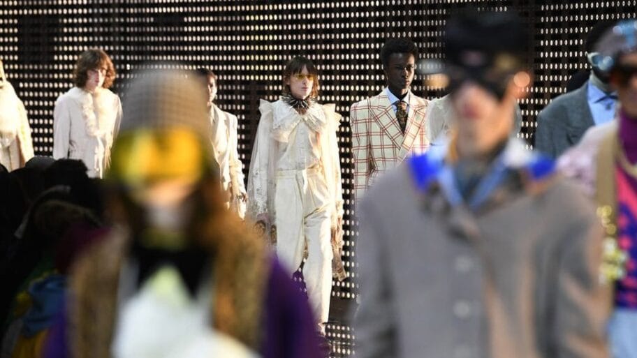 Maloletne manekenke neće nositi modele modnih kuća Guči, Sen Loran i Aleksandar Mekvin 5 106985658 gettyimages 1130946811 1