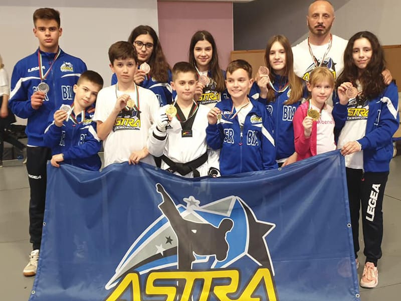 Tekvondoisti Astre osvojili 9 medalja u Bugarskoj 1 tk astra sofija foto tk astra