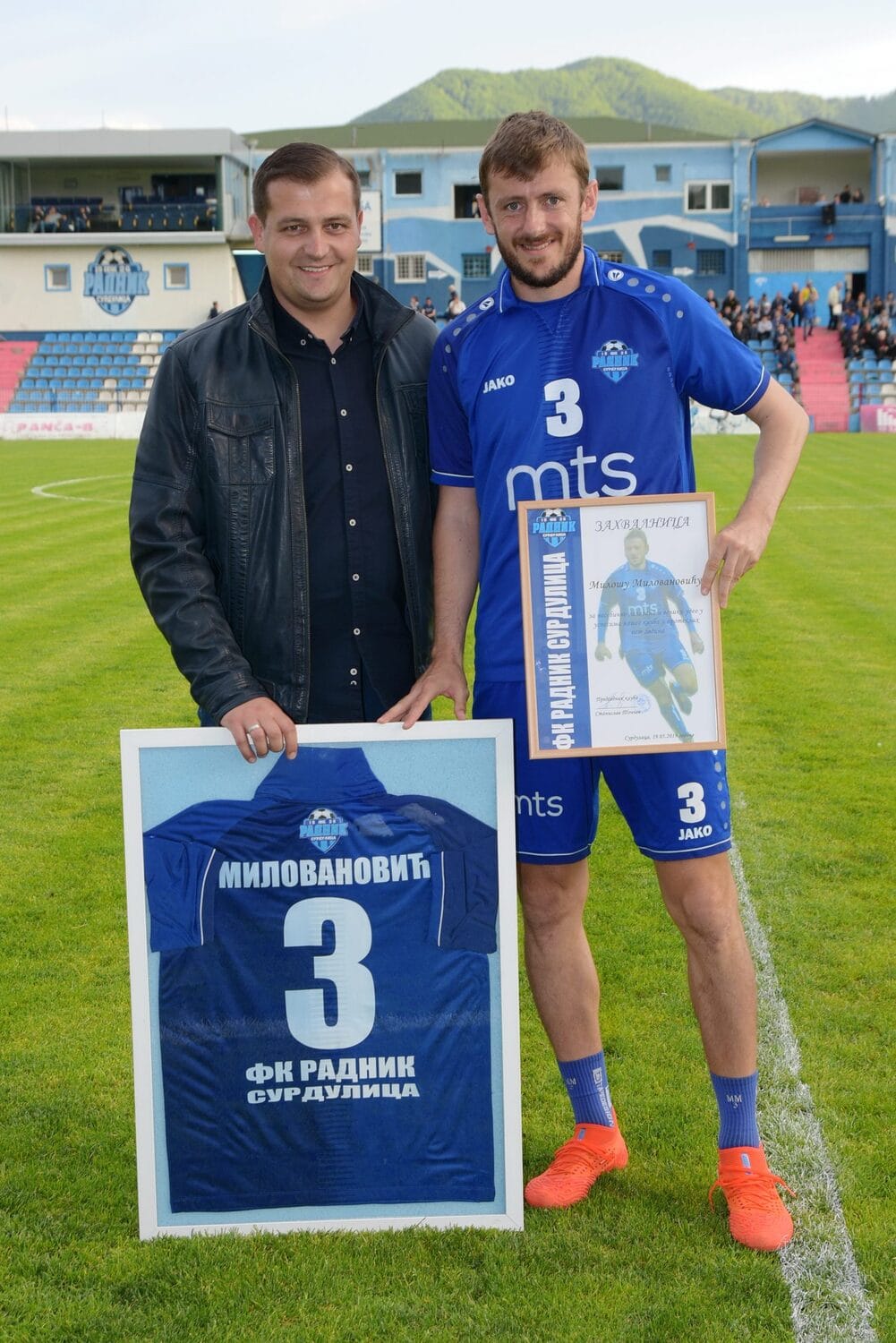 Miloš-Milovanović-i-Predsednik-Opštinskog-Fudbalskog-Saveza-Surdulica-David-Milić