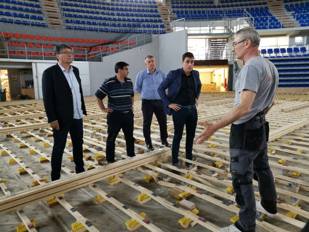 bulatovic-i-kacar,-hala-cair,-foto-nis