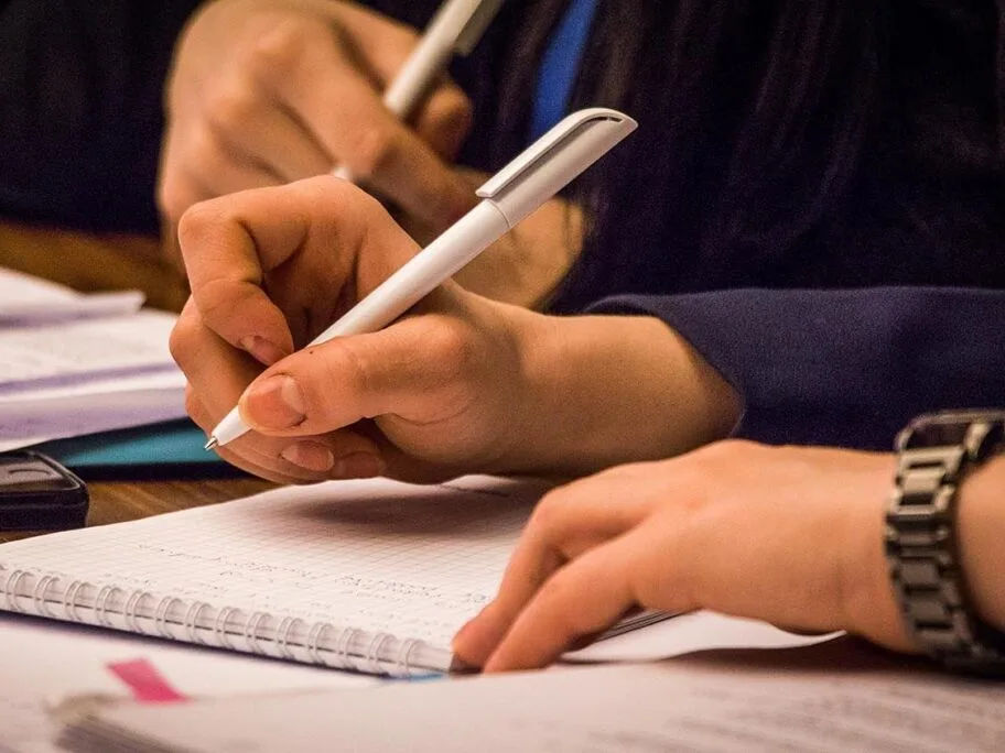 Treća mesta za osnovce sa juga na državnom takmičenju iz srpskog 20 1280x0 pisanje foto flickr ELSA International