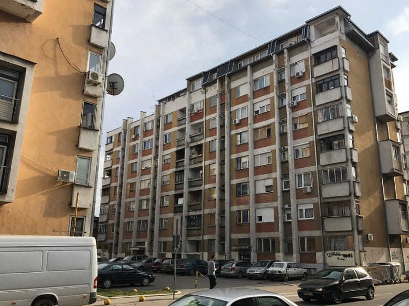 zgrada fasada foto Lj F