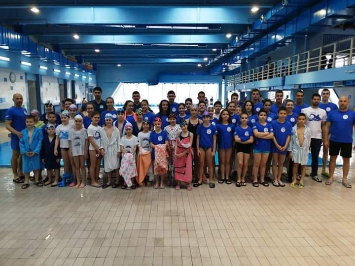 62183387-2052396811536105-5950137336988696576-n