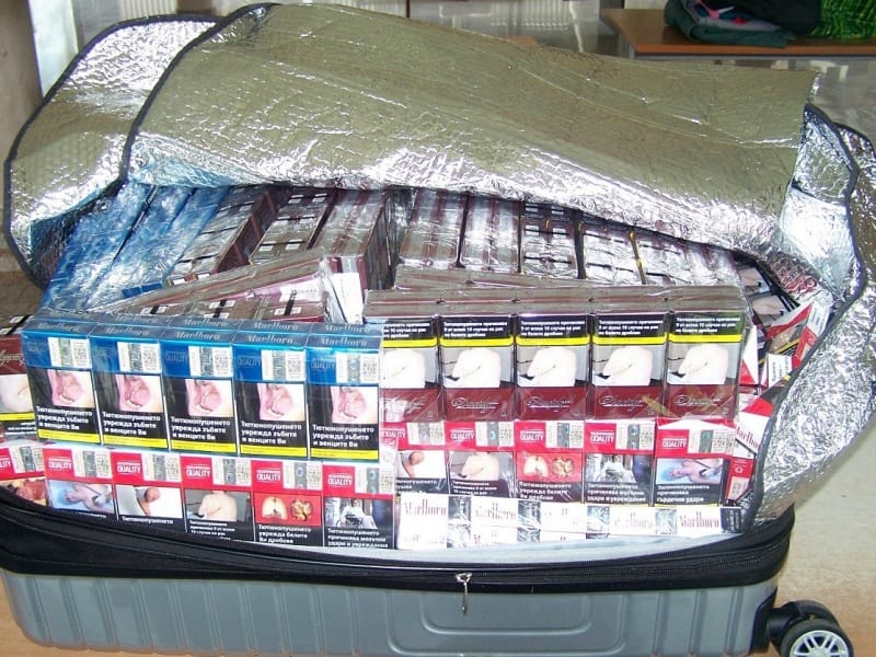 Cigarete umesto ličnog prtljaga 