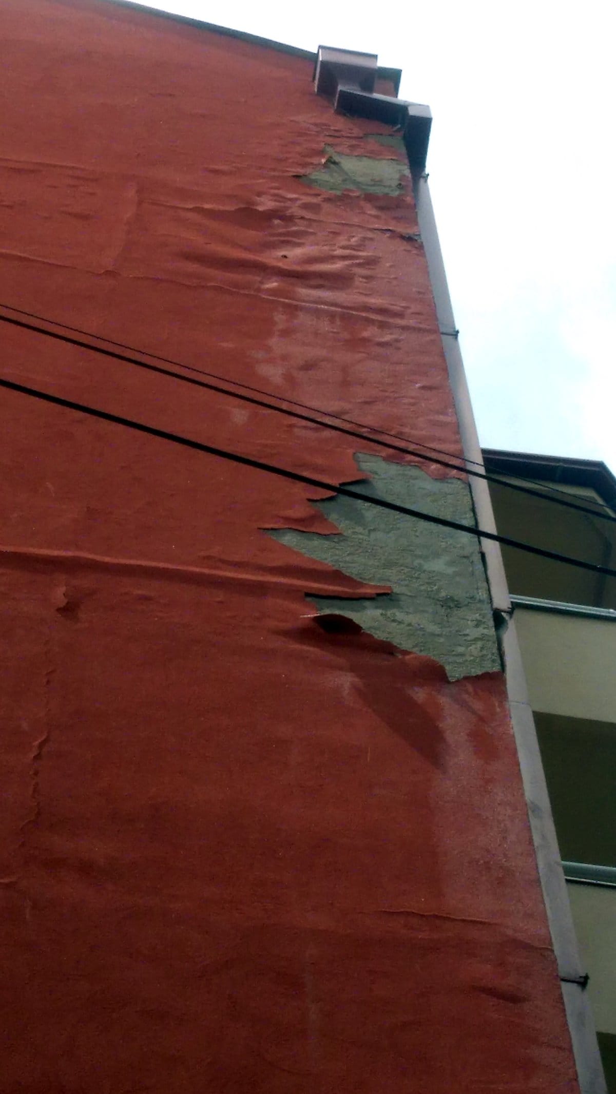 Otpada fasada blizu Caira1 foto citalac