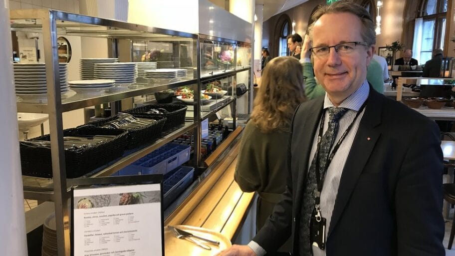 107251573 bbc foto deputado per arne bandejao parlamento 1