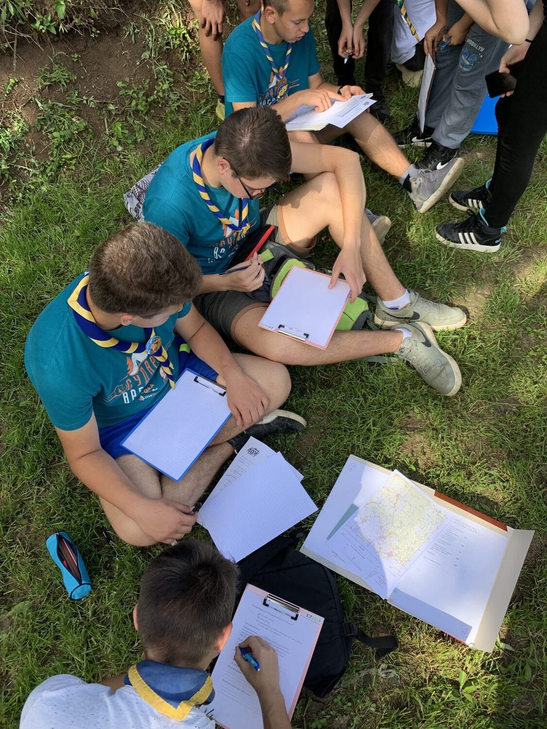 Izviđačka-akcija-Lola-zadatak-na-karti-foto-Sara-Strugarević