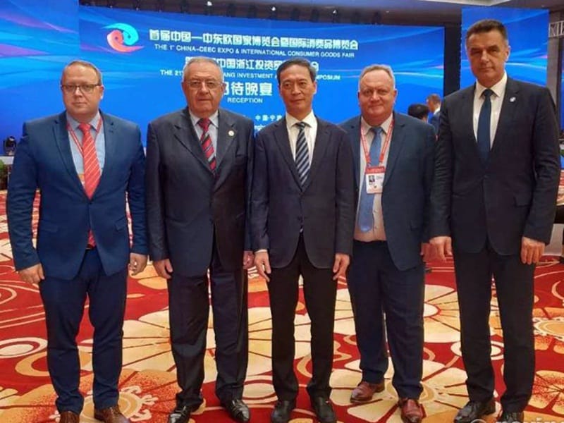 Gradonačelnik Leskovca na forumu u Kini 10 Forum Kina foto Grad Novi Payar