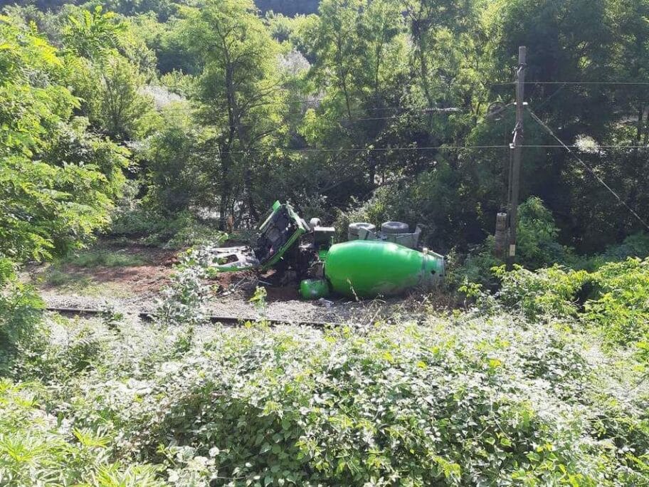 Kamion mikser foto Juzne vesti