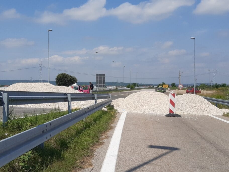 PSG: Zatvaranje Vlasotinačke petlje maltretiranje građana 4 Vlasotinacka petlja 3 foto Bojana Antic