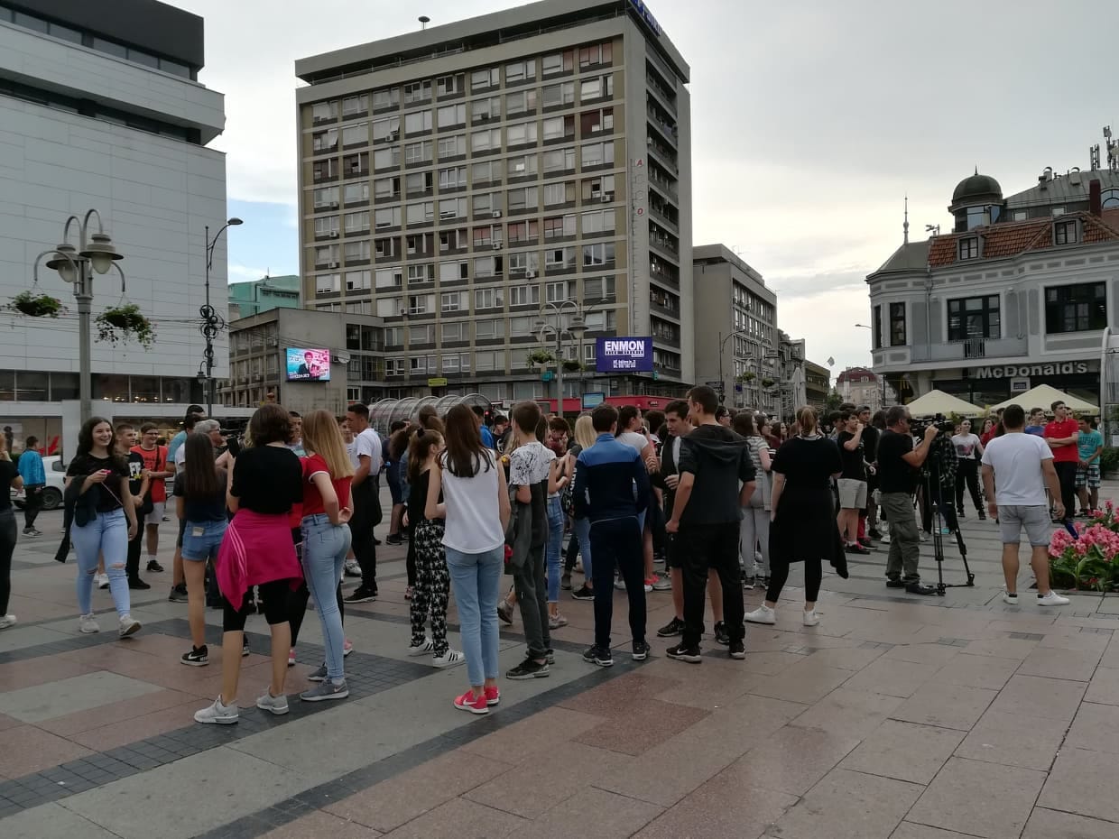 64377151-406494773283396-4106800019938476032-n