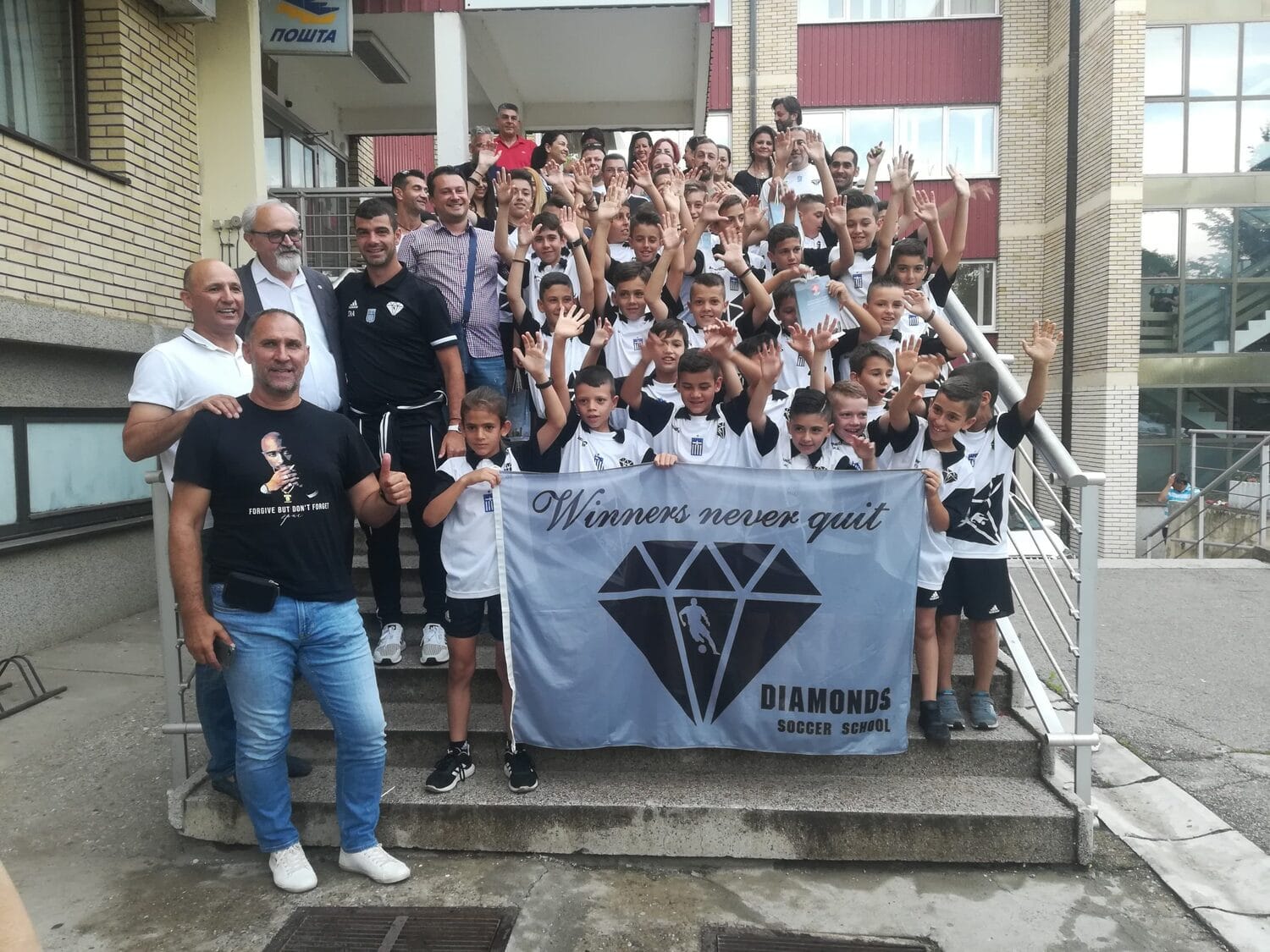 Deca iz Grčke uz fudbal uče o istoriji i kulturi Niša 1 64562634 445044292946448 5089311928208064512 n scaled