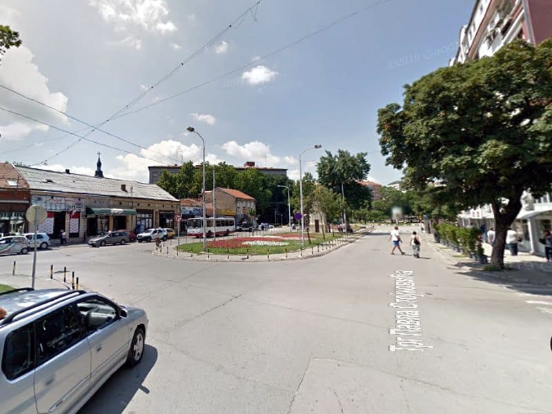Trg Pavla Stojkovica foto printskrin Google maps