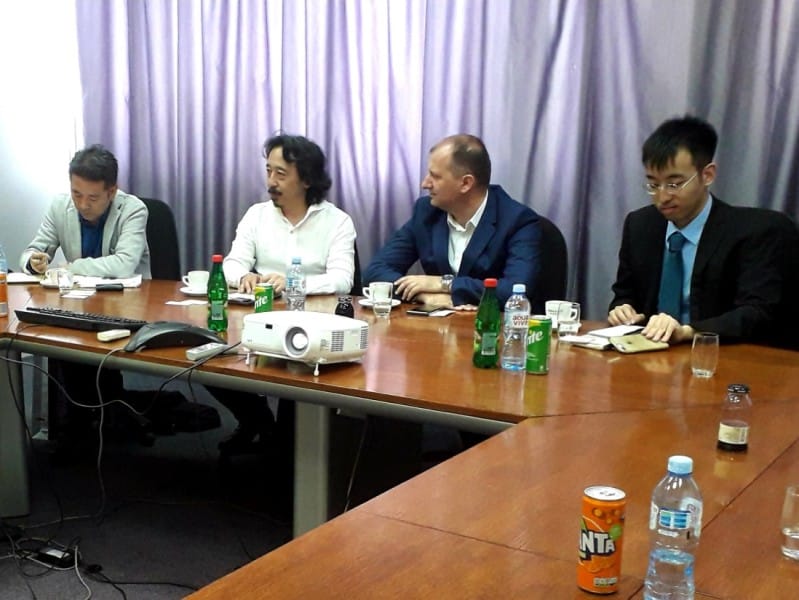 sastanak japanci foto Tigar