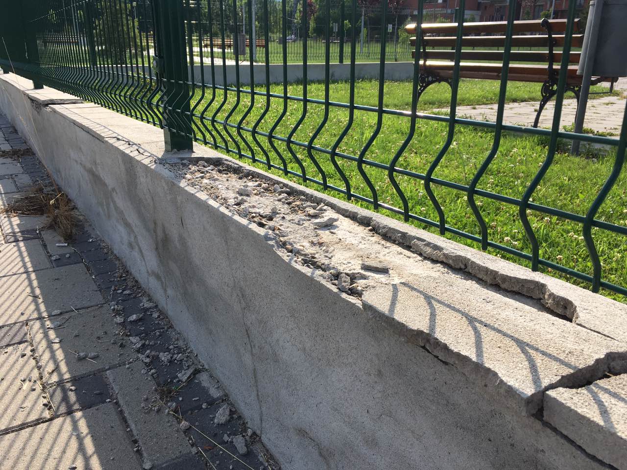 urusena ograda foto Lj F