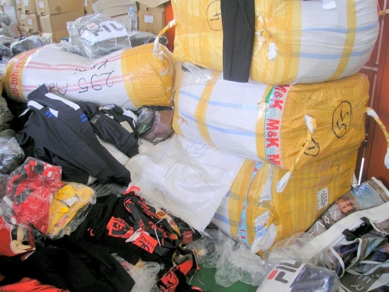 garderoba foto Uprava carina