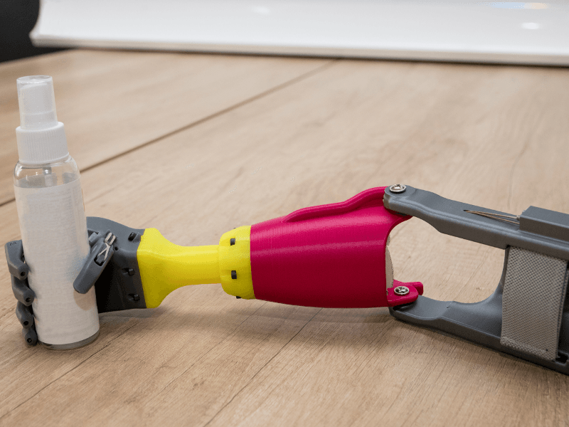 vestacka ruka foto medijacentarftn