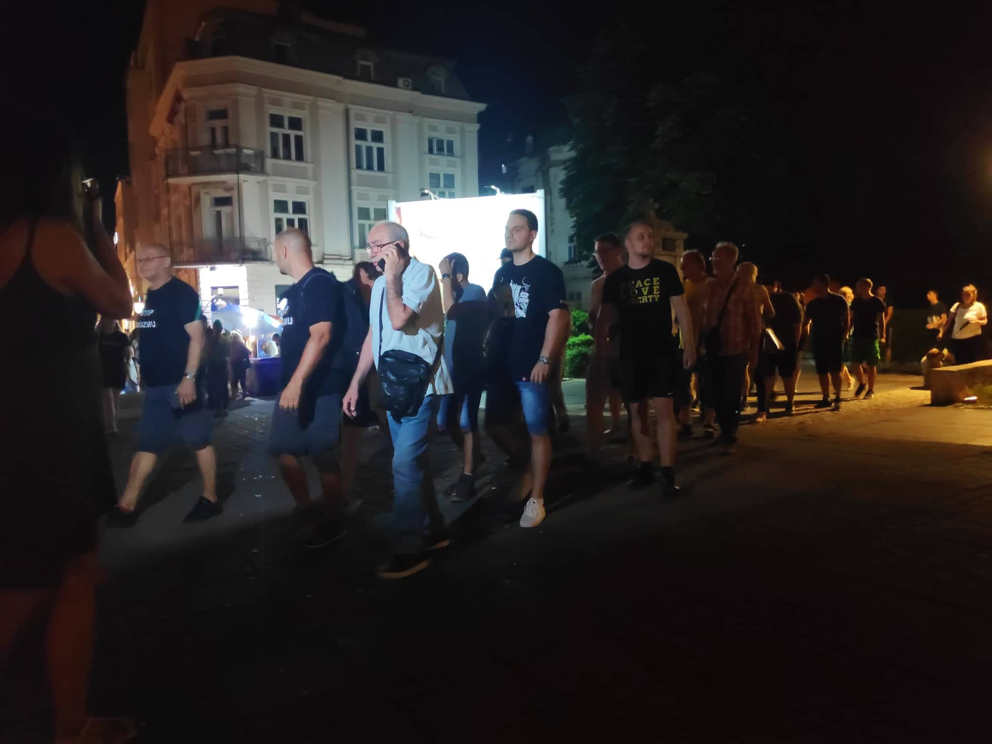 Protestna-šetnja-kej-foto-Južne-vesti-Stefan-Marković