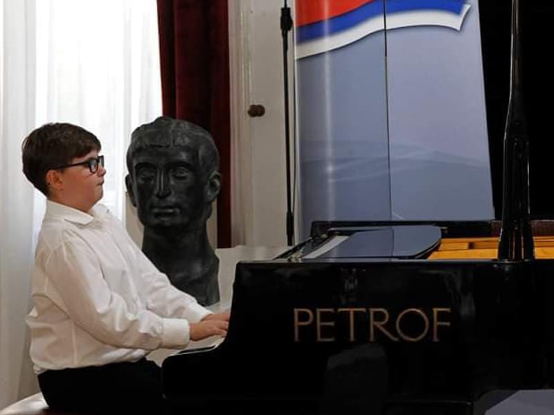 64907576 311079773179646 7420433916630138880 n