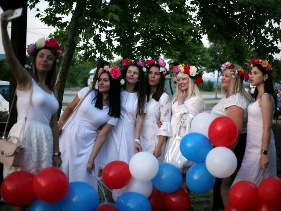 Osude niške SNS bajke: Dobre vile politički zloupotrebile decu 1 SNS vile Nis foto Twitter SNS Nis