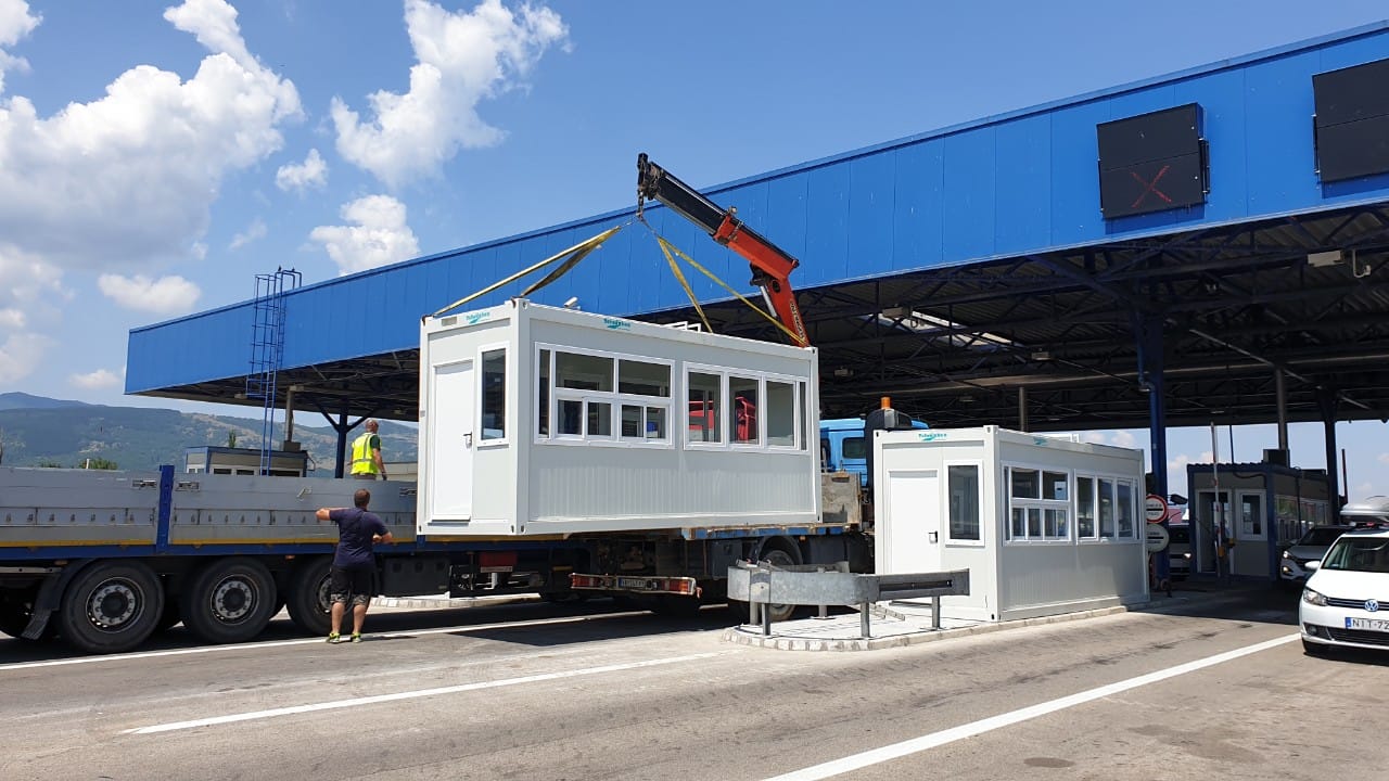 Postavljanje kontrolnih kabina na GP Presevo