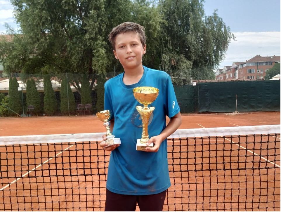 Aleksandar Zikic foto Teniska akademija Zivkovic