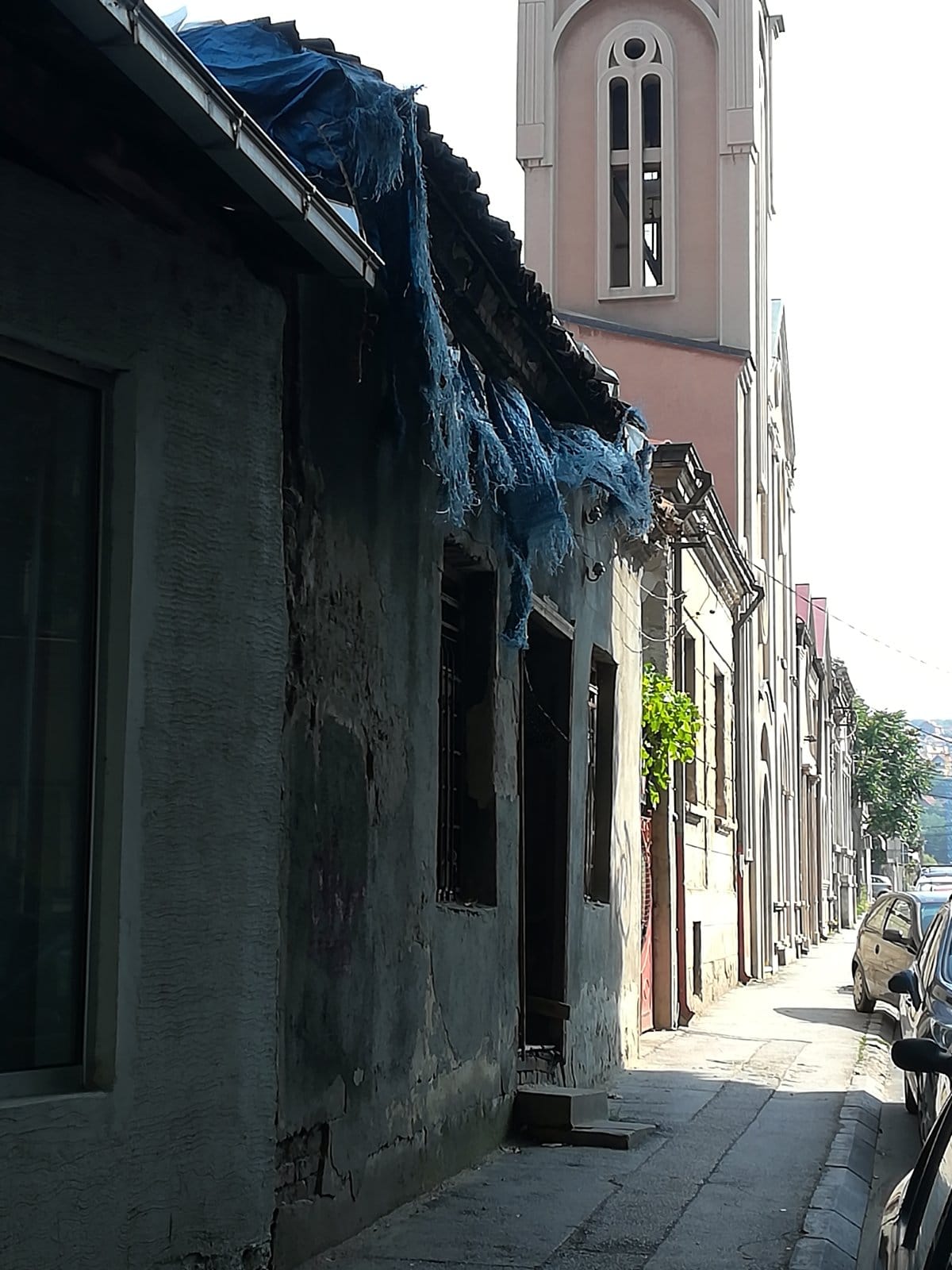 Jug Bogdanova urušena kuća