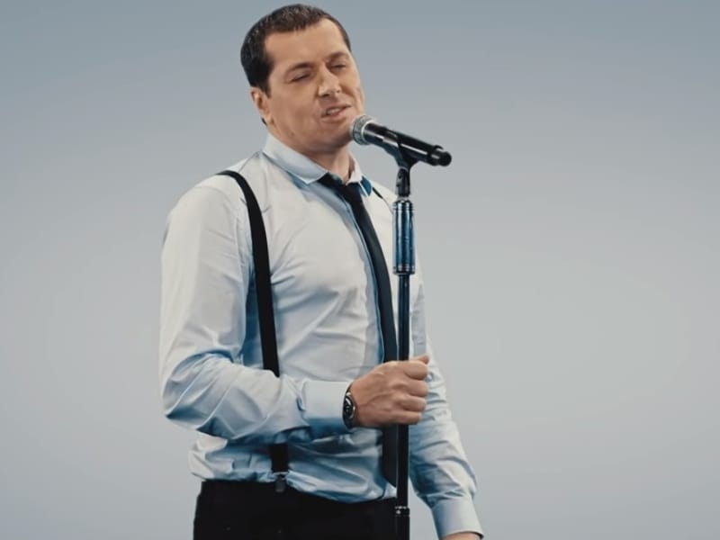 Aco Pejović nastupa na "Pirotskom kulturnom letu" 19 aco pejovic foto printskrin