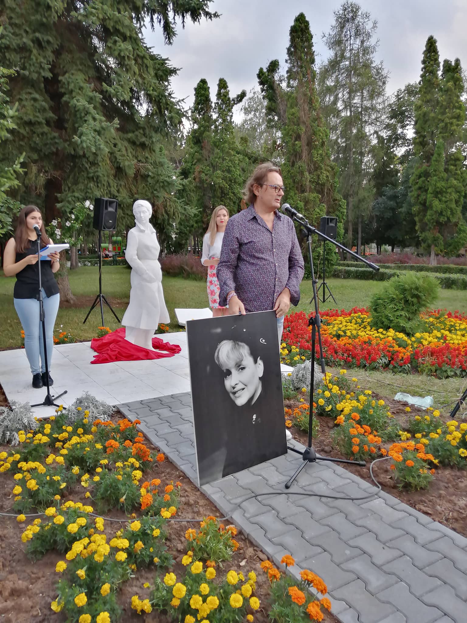 Spomenik Svrljig, Ylata Petkovic, foto Aleksandar Kostic (4)