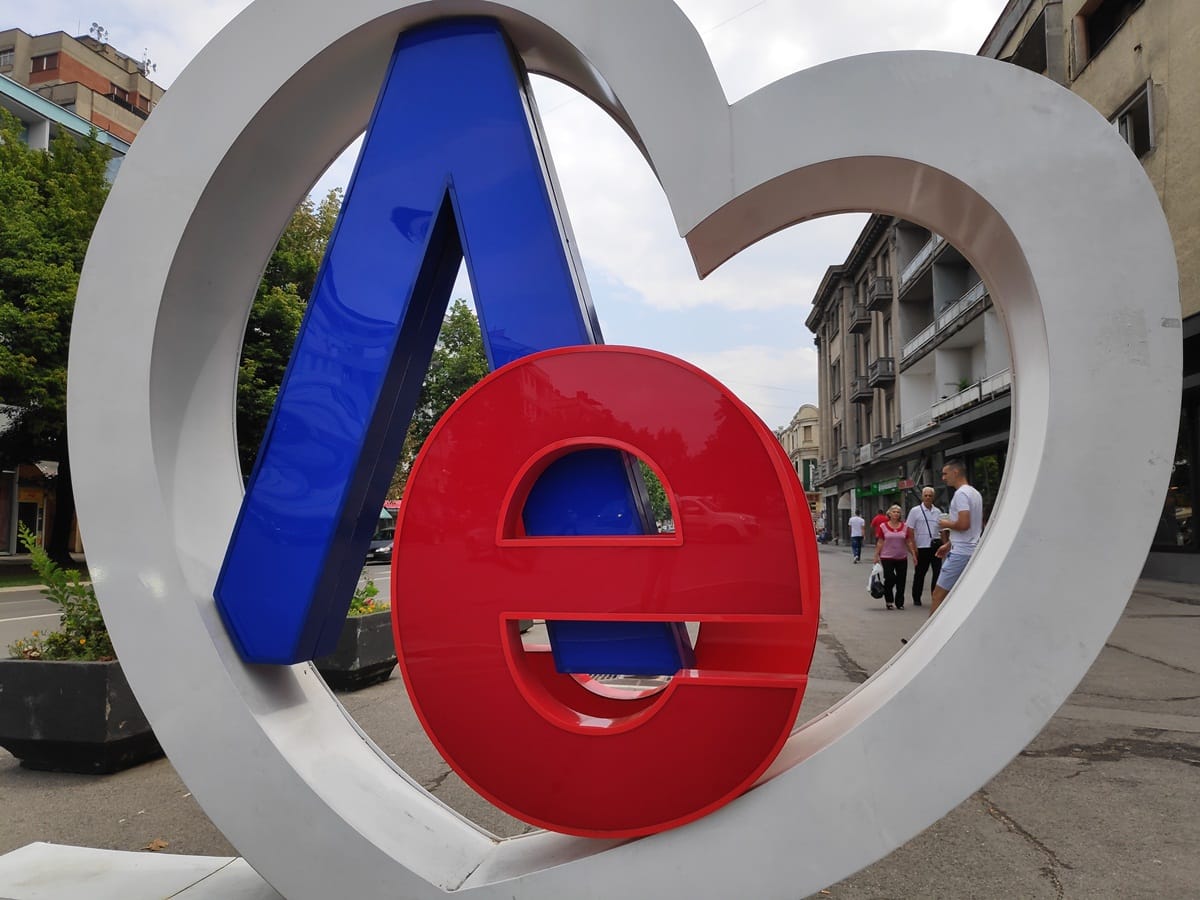 Leskovac znak 4 foto Bojana Antic