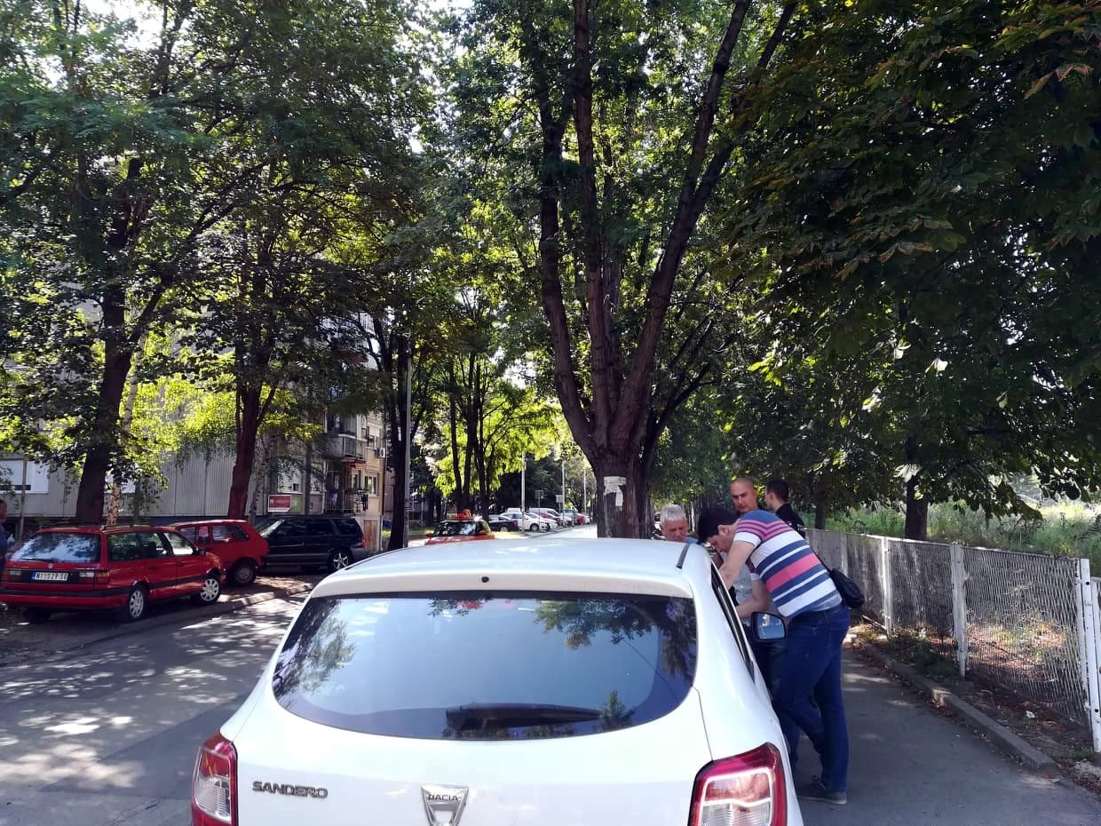 Inspektori rusenje terena; foto: JV