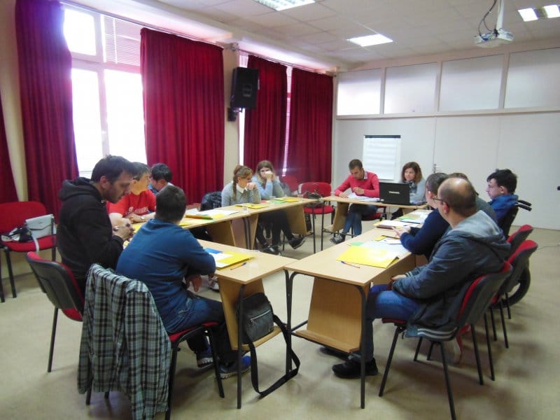 Obuka za osobe sa mentalnim invaliditetom Niš foto Inicijativa za prava osoba sa mentalnim invaliditetom
