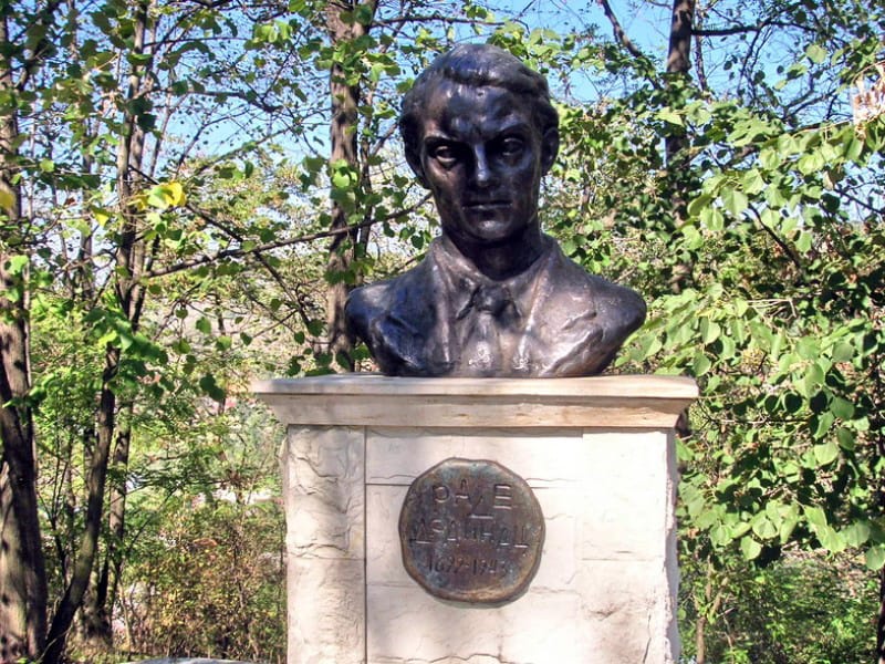 PROKUPLJE bista rada drainca na brdu hisar iznad prokuplja