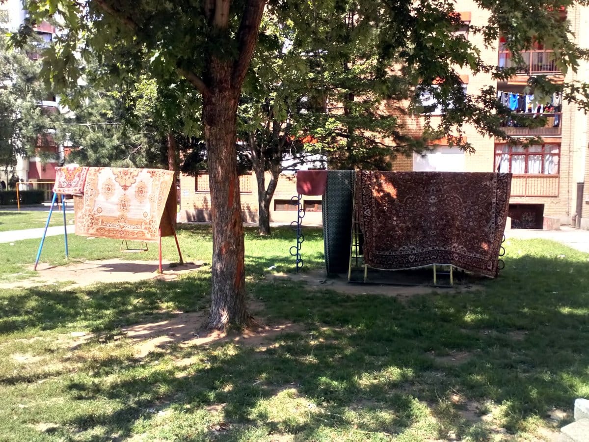 Tepisi na mobilijaru2; foto: čitalac